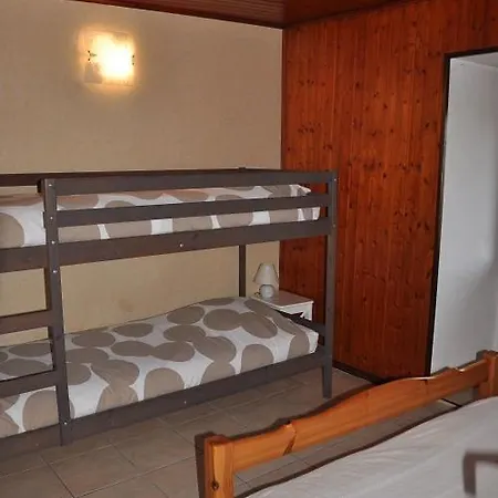 Dans La Vieille Ville, En Face Du Chateau Apartment *